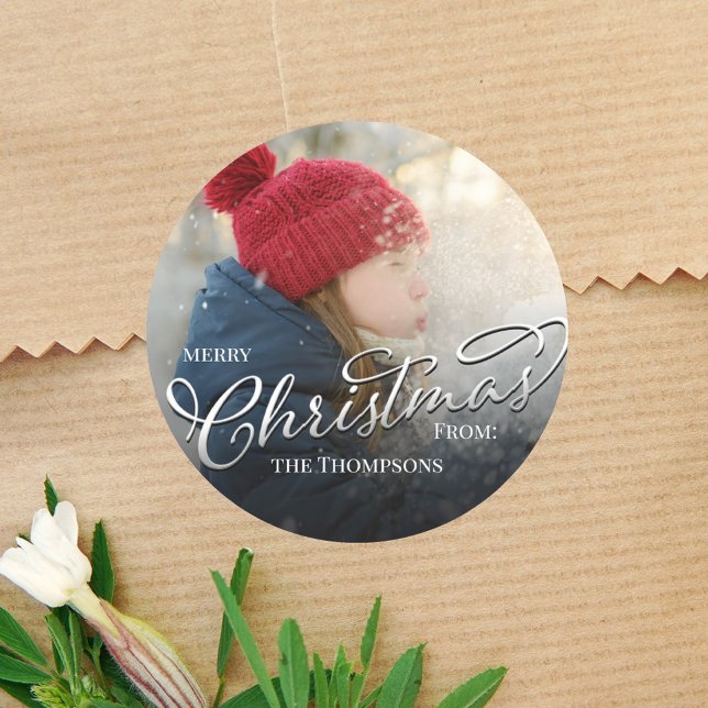 Adesivo Foto Feliz Natal - Script de Caligrafia Silver (Merry Christmas simple holiday custom photo round circle sticker template. )