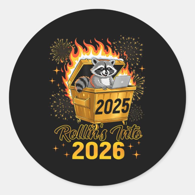Adesivo Funny Raccoon Rollin's Into 2026 New Year Matching (Frente)