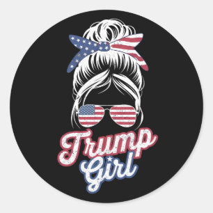 Adesivo Garota Trump Cabelo Desarrumado Vintage Bandeira A