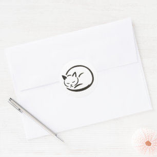 Adesivo Gato Adormecido Minimalista – Design de Pincel em