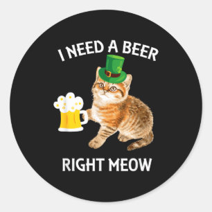 Adesivo Gato engraçado de cerveja irlandesa bebendo no dia