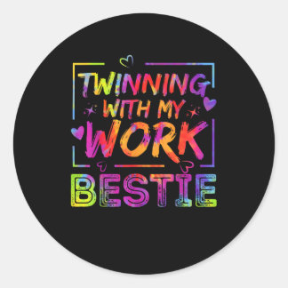 Adesivo Geminando com meu trabalho Bestie Spirit Wee Melho