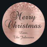 Adesivo Glittery Rosa Gold Foil Merry Christmas Family<br><div class="desc">Caligrafia de rico Vestido Vestido de Natal para seus cartões de cartões de natal. Personalize o tamanho ou estilo da fonte para o nome da família,  conforme necessário. A brilhante rosa dourada brilhante e a folha metálica escovada são elementos de arte digital que impressão gostam de uma foto.</div>