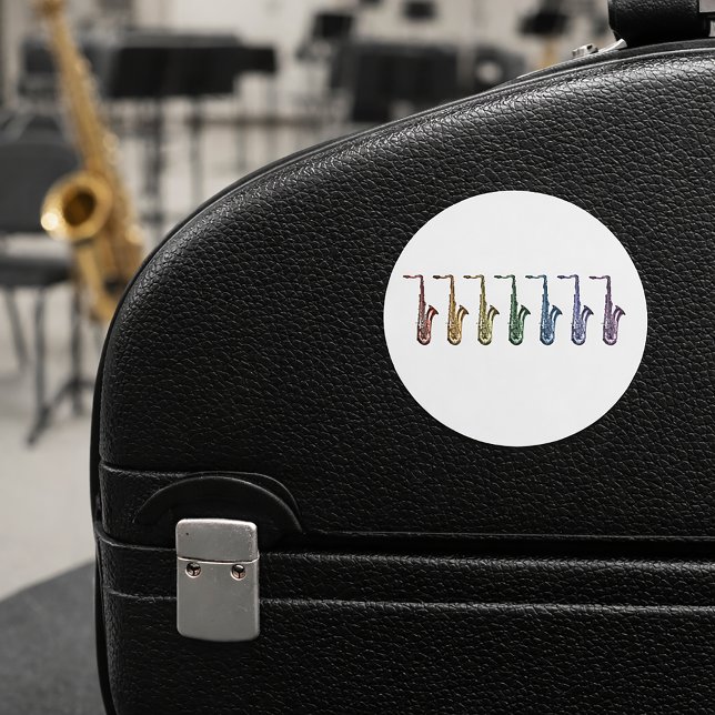 Adesivo Gradiente de Arco-íris Saxofone Tenor Musical Pop  (A sticker with a lineup of rainbow saxophones in red, orange, green, blue, purple, yellow & pink.)