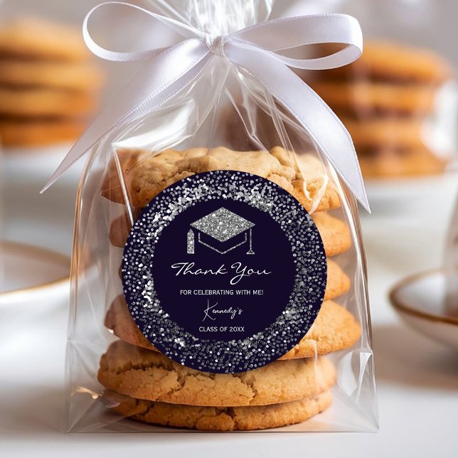 Adesivo Graduação Elegante Obrigado Sticker - Boné pratead (silver glitter accents, #graduationparty, #classof2025 #luxurysticker,#shinyandsparkles,)