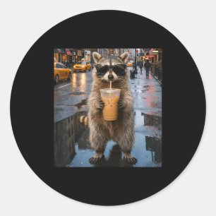 Adesivo Guaxinim engraçado bebendo café gelado meme animal