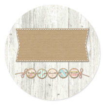 Guirlanda Shabby Chic em madeira pintada de branco