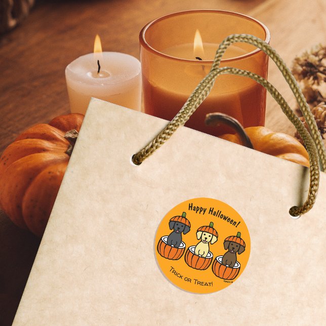 Adesivo Halloween Labrador Puppies e Pumpkins (Happy Halloween Labrador Puppies and Pumpkins Stickers for Labrador Owners.  Cute Cartoon Design.)