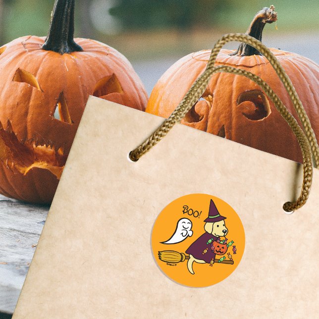 Adesivo Halloween Yellow Labrador and Broom (Halloween Yellow Labrador and Broom Stickers for Labrador Owners.  Cute Cartoon Design.)