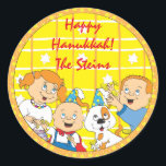 Adesivo Hanukkah Stickers (1 1/2" ou 3") Diversão de Hanuk<br><div class="desc">Personalize alterando o tamanho, estilo, cor e texto da fonte. Tantos usos: De e para os adesivos de presentes, Obrigado aos adesivos nas bolsas de tratamento, Tópicos de Bolo (colar no estojo pesado, colar na ponta do dente da fita na parte traseira do estoque de papelão), ou que tal etiquetas...</div>