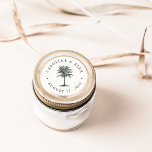 Adesivo Havana Palm Wedding<br><div class="desc">Os adesivos personalizados de casamento da Ilha Chic são projetados para combinar com nossa coleção de convites de casamento de Havana Palm, com os nomes dos casais e a data de casamento em uma elegante cinza de carvão em volta de uma ilustração de palmeira gravada de estilo vintage em verde...</div>
