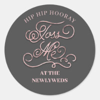 Hip Hip Hooray Me Põe No Newlyweds