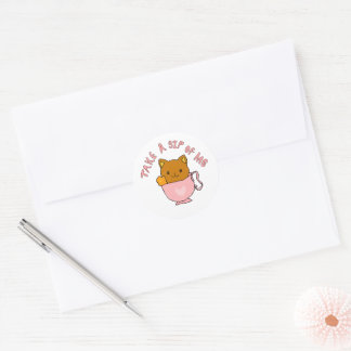 Adesivo Ilustração de Gatinho Fofo em Xícara de Chá – Tome
