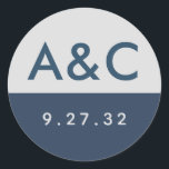 Adesivo Iniciais de Cinzas Azuis Marinho de Tipografia Mín<br><div class="desc">Elementos: fundo de alto contraste com fontes sans serif e slab. Cores: Marinho Azul,  Cinza,  Prata. Temas: Moderno,  minimalista,  limpo,  simples,  escandinavo,  moda,  sofisticado,  geométrico,  zen. Coleção: Suíte de Casamento de Cinzas Azuis,  Marinho de Tipografia Minimalista Moderna. Tipo de produto: Vinheta inicial</div>