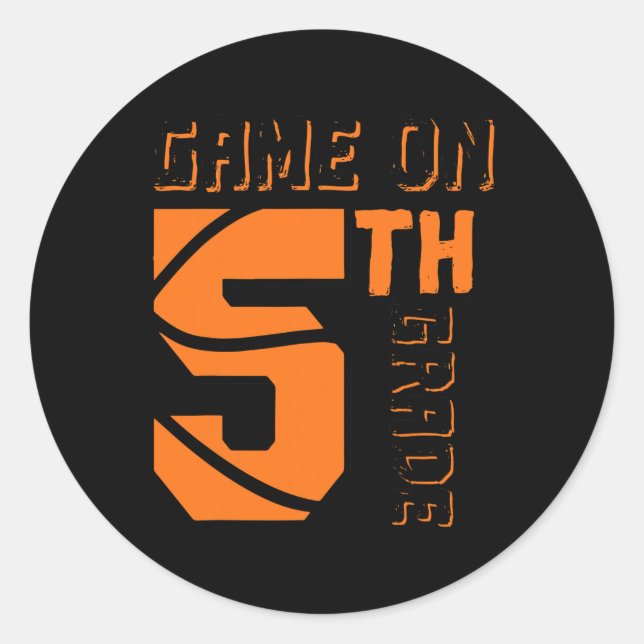 Adesivo Jogo Divertido No 1º Dia Da Faculdade De Basquete  (Frente)