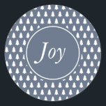 Adesivo Joy Christmas Tree Pattern Blue White<br><div class="desc">Padrão branco da árvore de Natal sobre fundo azul com o texto 'Joy' na tipografia moderna. Se precisar de ajuda,  entre em contato conosco na nossa loja.</div>