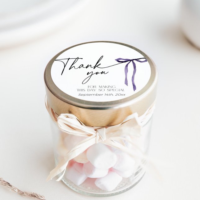 Adesivo Laco Roxo Agradecimento Chuvas de Presentes (round thank you sticker with moody purple bow)