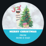 Adesivo Legal Llama no Silver Bokeh e Icy Blue Christmas<br><div class="desc">Os autocolantes de Natal personalizados com o seu nome. Criado com uma ilustração engraçada. Uma lhama fofa usando óculos escuros e um chapéu de Papai Noel vermelho. Ficando atrás de uma árvore de Natal com presentes festivos. A palavra Joy escrita sobre sua cabeça em uma fonte colorida de feriado. Fundo...</div>