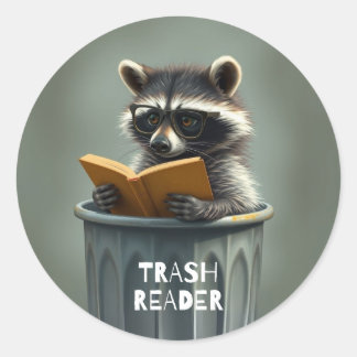 Adesivo Leitor de lixo  guaxinim lendo livro
