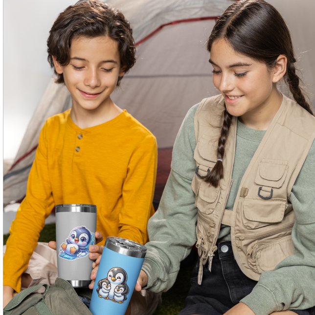 Adesivo Mamãe Penguin e seus filhos (Criador carregado)