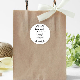 Adesivo manual feita por monograma de sabão de leite de c