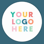 Adesivo Marca do logotipo comercial da empresa personaliza<br><div class="desc">Adesivo Clássico redondo com marca de logotipo comercial personalizado da empresa Carregue seu próprio logotipo e aqui está ele. Suas bolas de golfe de negócios. Não é magia? Regards Club Magique</div>