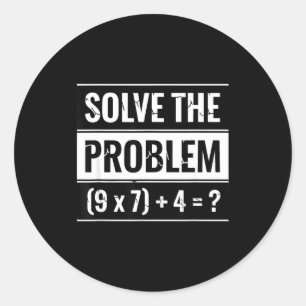 Adesivo Matemática Resolva o Problema (9 X 7) + 4 = _ Mate