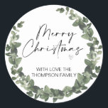 Adesivo Merry Christmas Gift Label Greenery Wreath Sticker<br><div class="desc">Está quase no Natal! Hora de planejar o seu presente para o feriado, não esqueça os seus palitos de Natal personalizados! Na moda e belos estes autocolantes de Natal personalizados são perfeitos para as Etiquetas de Presente de Natal ou como selos de envelopes nos seus Cartões de natal de Natal...</div>