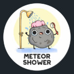 Adesivo Meteor Chá Funny Science Pun<br><div class="desc">Meteor Chá Funny Science Pun apresenta uma rocha de meteoros tendo um chá. Um presente engraçado para a família e amigos que adoram trocadilhos bonitos de ciência.</div>