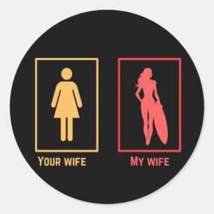 Adesivo Minha esposa vs sua esposa   surfer