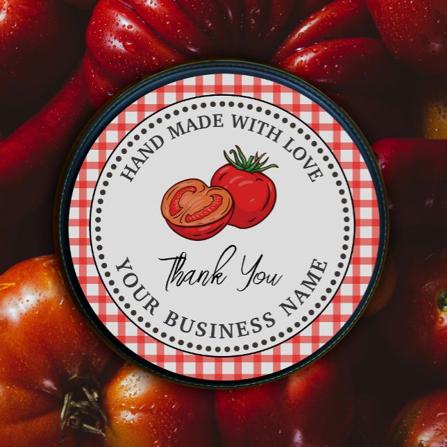 Adesivo Molho de Tomate Caseiro Rústico Verificação Vermel (Rustic Homemade Tomato Sauce Red Check Classic Round Sticker. #tomatoeslabel #thankyou #watercolorto)