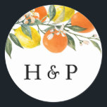 Adesivo Monograma de Casamento de Laranja Botânico e Limão<br><div class="desc">Dê ao seu casamento um toque fresco e personalizado com este adesivo de casamento monograma personalizável, com um charmoso design de limões e laranjas. Perfeito por adicionar um pouco de talento de cidade aos seus favores de casamento, convites, ou decoração, este adesivo permite mostrar suas iniciais em estilo. Personalize este...</div>