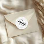 Adesivo Monograma de Casamento de Tipografia Luxuosa<br><div class="desc">A nossa coleção "Tipografia Luxuosa" apresenta um belo roteiro de caligrafia personalizado com amplas espirais em folhas falsas de cores diferentes, juntamente com uma dupla borda de folha de alumínio. Todo o seu script para a personalização está na fonte elegante do serif. Você pode escolher misturar e combinar cores falsas...</div>