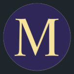 Adesivo Monograma Elegante marinho Azul e Dourado<br><div class="desc">Um design elegante marinho azul-na moda, , azul-, dourado, que apresenta o seu monograma no estilo de fonte profissional dourado sobre fundo azul-marinho. Clique no botão personalizar para personalizar o design escolhendo a cor que você quer e até mesmo adicionando seu próprio texto. Note-se que a folha de ouro apresentada...</div>