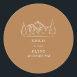 Adesivo Montanhas Line Art Goldenrod Casamento<br><div class="desc">RSVP de Casamento com montanhas e ilustração verde. Fundo é cor dourada.</div>