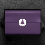 Adesivo Moody Felry Christmas | Personalização Roxo Profun<br><div class="desc">Esta é a estação para decorar e entreter! Árvore moderna, escura e modesta de abstrato e com a letra de "Feliz Natal" em uma paleta rica e luxuosa. Esta elegante design festiva apresenta uma árvore de Natal cintilante e caprichosa com uma pintura frisada melhorada com brilho metálico falso. Para outras...</div>