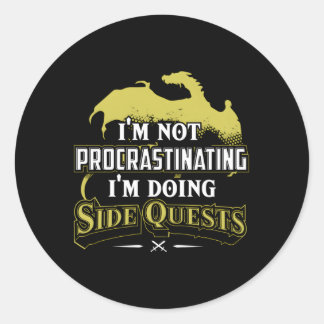 Adesivo Não Estou Procrastinando Que Estou Fazendo Side Qu
