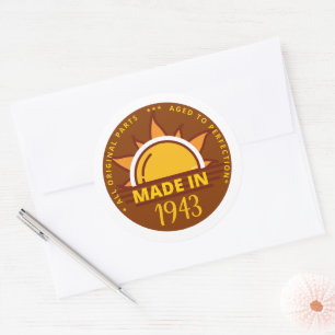 Adesivo NASCER EM 1943 presente de aniversário engraçado