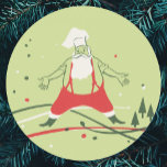 Adesivo Natais vintages, Chef de Papai Noel com Janto<br><div class="desc">Ilustração Vintage Imagem de Natal Feliz com um Papai Noel alegre, dando uma festa de janto de peru de Natal. O chef está dançando com comida. Retro-se com este Papai noel kitsch 50 em suas calças vermelhas com suspensórios e um chapéu de chef com detalhes de fita vermelha e verde,...</div>