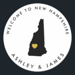 Adesivo New Hampshire Wedding Welcome Sticker Tag, Preto<br><div class="desc">Use este adesivo para rotular as bolsas de boas-vindas ou as caixas de tratamento para seus convidados fora do hotel,  e bem-vindos a New Hampshire.</div>