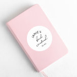 Adesivo Noiva Moderna/Despedida de Solteira<br><div class="desc">Personalize estes adesivos para combinar com o fim de semana de despedida de solteira da sua convidada de honra. Você pode usar em etiquetas, roupas, bolsas, etc. Certifique-se de verificar as outras opções de noiva/damas de honra! TODO O TEXTO É PERSONALIZÁVEL ☀️ Vêm em uma variedade de formas e tamanhos....</div>