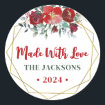 Adesivo Nome da Família Boho Watercolor Christmas Wreath<br><div class="desc">Estes adesivos feitos à mão com Love boho poinsettia feriado Watercolor Christmas Wreath Family Name Classic Round Stickers apresentam poinsettia,  coroa festiva,  groselhas vermelhas com folhas,  verde natalino,  num fundo branco moderno. Isso é perfeito para presentes feitos à mão,  obrigado para presentes,  cartão e selos de pacotes.</div>