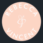 Adesivo Nomes Personalizados de Casamento Coral Minimalist<br><div class="desc">Esse obrigado neutro personalizado que você cola de casamento é uma bela adição a qualquer celebração de casamento. Estes adesivos personalizáveis foram projetados para adicionar um toque pessoal aos seus favores de casamento ou ao seu obrigado de presentes. Elas vêm em várias formas e tamanhos. Esses adesivos também podem ser...</div>