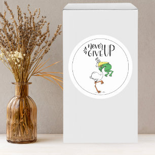 Adesivo Nunca desista do SAPO sufocando pássaro