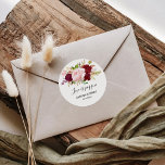 Adesivo O Amor do Casamento Tropical Vermelho e Romântico<br><div class="desc">Este amor romântico vermelho e romântico de casamento é um adesivo redondo clássico de cocô é perfeito para um casamento simples. O design de marsala artístico bordo apresenta rosas de aquarela,  verdes,  cor-de-rosa,  burgundy e blush,  combinados com verde,  bem arrumados num buquê de flores gracioso e radiante.</div>