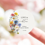 Adesivo O amor está no Chá de panela Bloom<br><div class="desc">Real Wildflower Love está no Bloom Chá de panela Sticker. Itens correspondentes disponíveis.</div>
