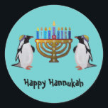 Adesivo O Congelado Escolhido Hannukah<br><div class="desc">Ilustração gráfica de pinguins desfrutando das luzes da menorah Hannukah. Celebrar os milagres de Chanukah as oito noites!</div>