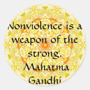 Adesivo O Nonviolence é uma arma do forte. - Gandhi