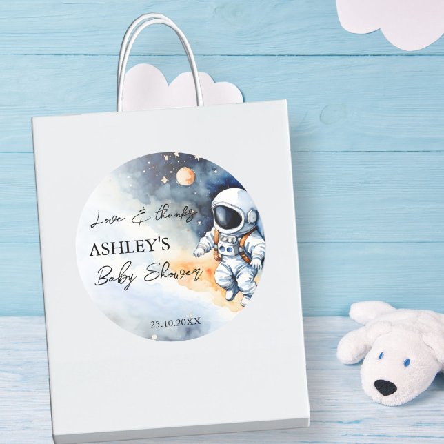 Adesivo Obrigado de astronauta externo a favor (Outer space astronaut baby shower thank you favor classic round sticker favor gift stickers)
