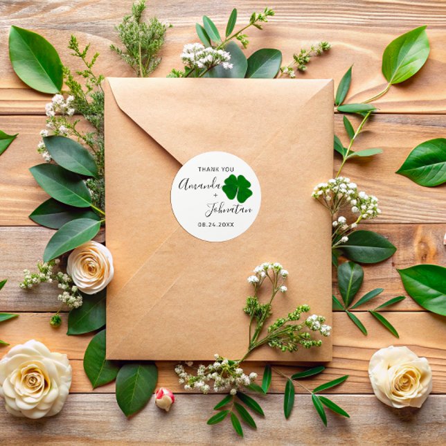 Adesivo Obrigado Salve A Data Nome Trevo De Quatro Folhas  (Thank Save The Date Name Four-leaved Clover White Classic Round Sticker)